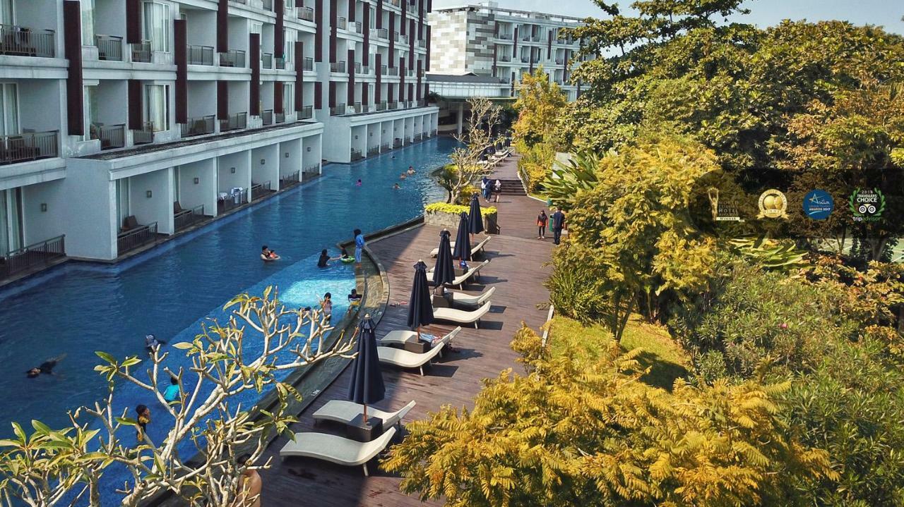 R Hotel Rancamaya Bogor Exterior foto